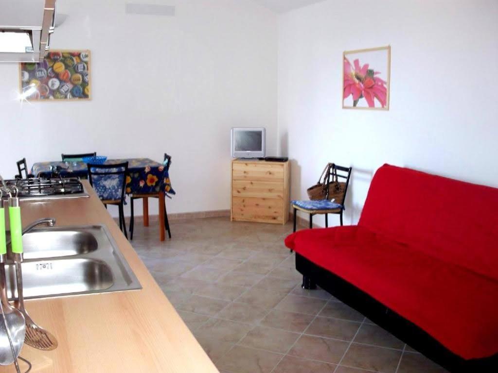 Le Residenze Della Spiaggia Valledoria Appartement Valledoria  Buitenkant foto